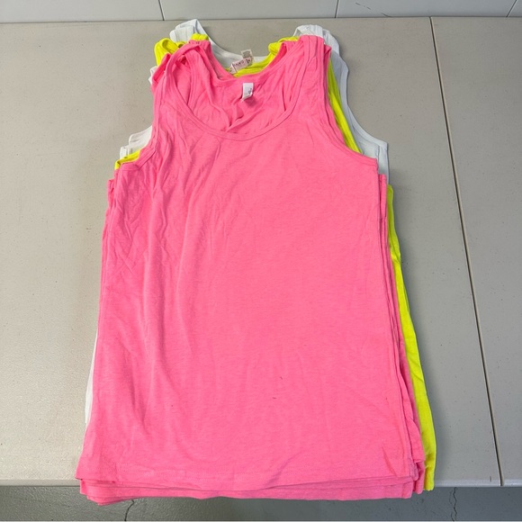 Bulk Lot of 30 Blank Canvas Unisex Tank Tops - Size XS - Picture 5 of 6